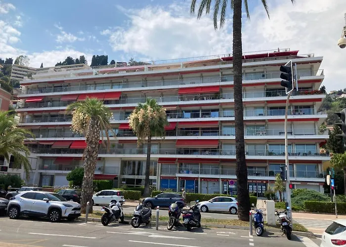 Front De Lejlighed Menton